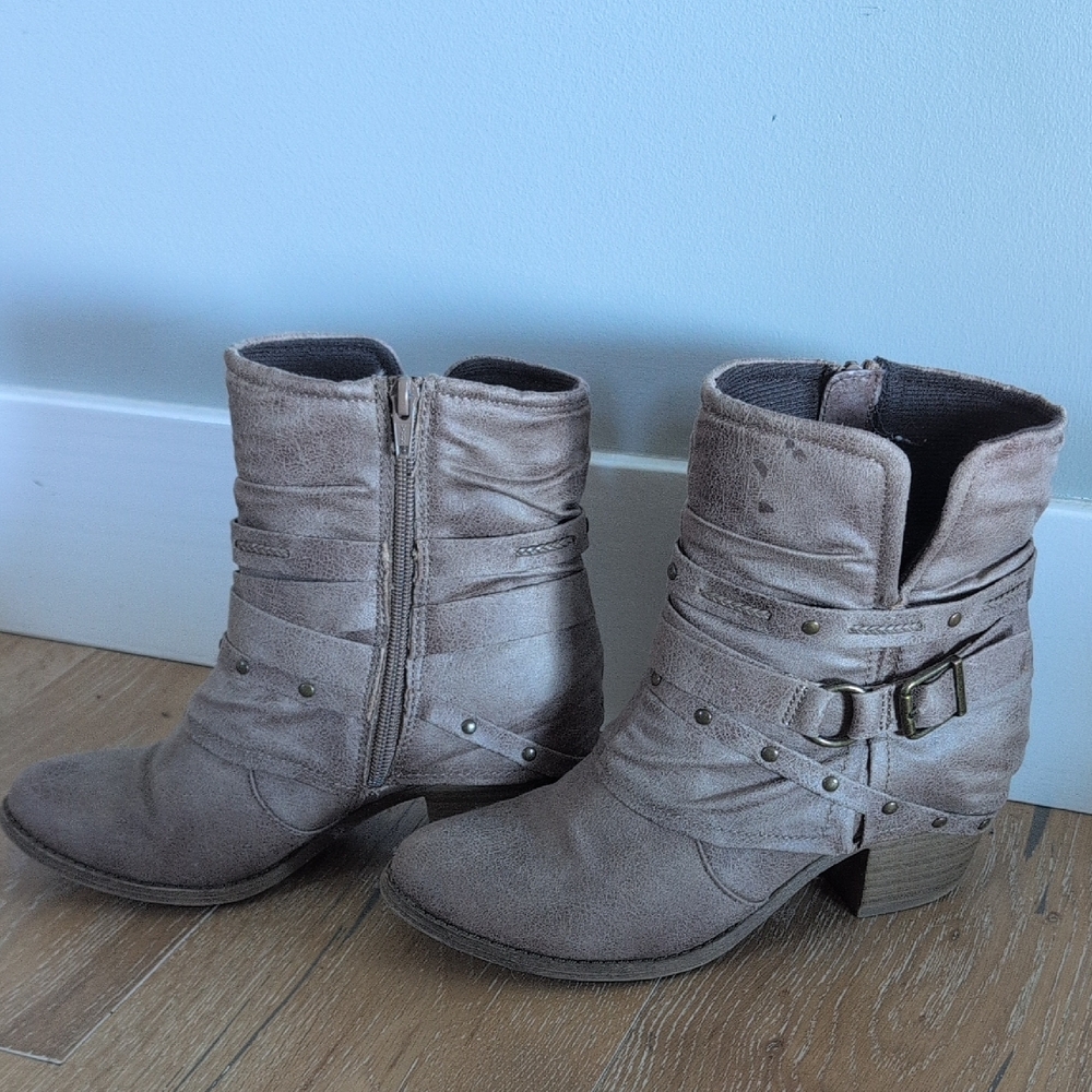 SO Taupe Suede-Look Buckle Ankle Boots